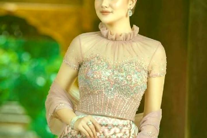 Eleanor, 36 — Escort in Ma Se Zeik, Myanmar