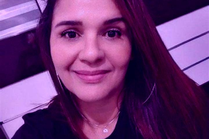 Eleanor, 36 — Escort in Muie, Angola