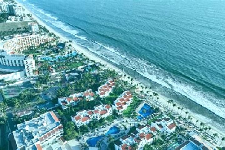 Eleanor, 36 — Escort in Novillero, Mexico