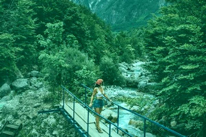 Eleanor, 36 — Escort in Piskove, Albania