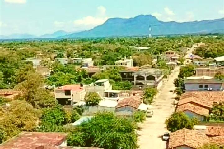 Eleanor, 36 — Escort in Villa Nicolas Bravo, Mexico