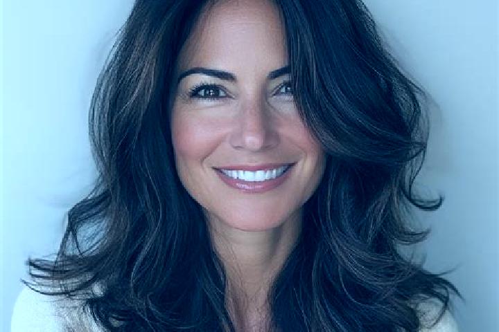 Eleanor, 37, a auburn amber-eyed middle eastern companion based in Hoervik. Offering Striptease, Girlfriend Experience, Duos, CIM. Available for incall and o...