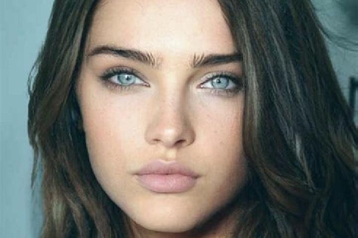 Eleanor, 37, a brunette blue-eyed mediterranean companion based in Yunguyo. Offering Tantra, Striptease, Girlfriend Experience. Available for incall and outc...