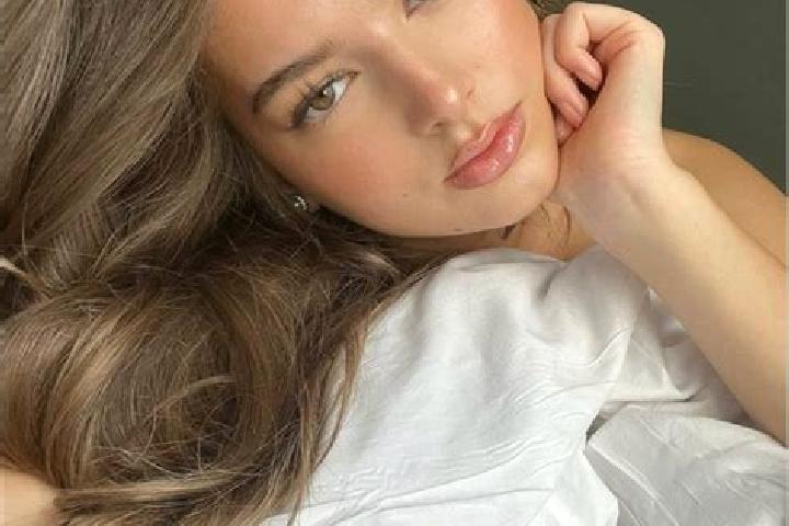 Eleanor, 37, a chestnut brown-eyed latina companion based in Istead Rise. Offering Tantra, OWO, Overnight. Available for incall and outcall, overnight bookin...