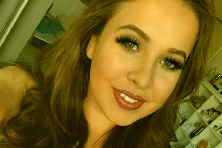 Eleanor, 37, a dark blonde amber-eyed mixed companion based in Palakkad. Offering Dinner Date, Party Girl, Duos. Available for incall and outcall, day and ev...