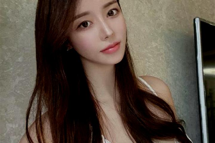 Eleanor, 37 — Escort in Baoxu, China
