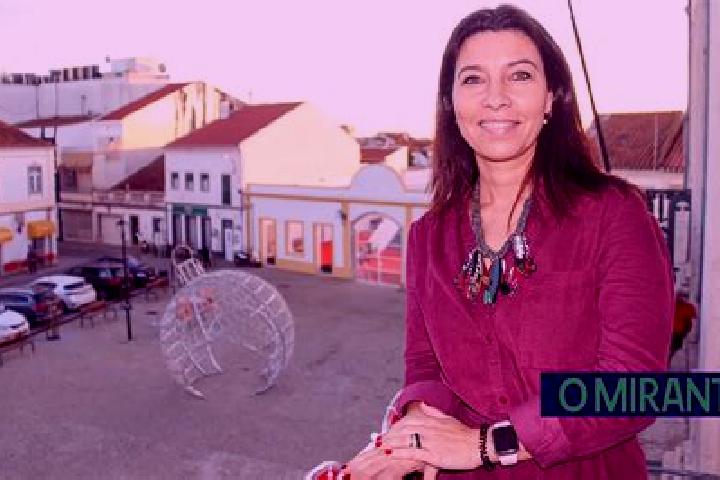 Eleanor, 37 — Escort in Benavente, Portugal