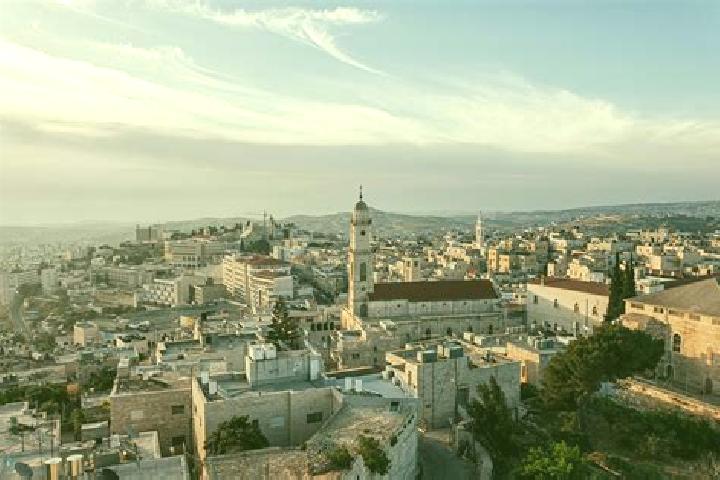 Eleanor, 37 — Escort in Bethlehem, Palestine