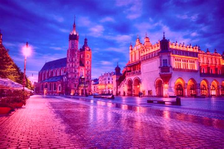 Eleanor, 37 — Escort in Dojazdow, Poland