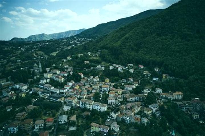 Eleanor, 37 — Escort in Lizzano in Belvedere, Italy