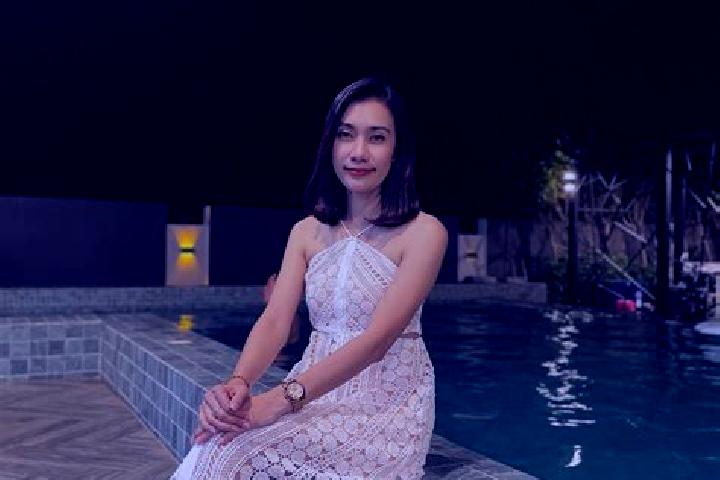 Eleanor, 37 — Escort in Puan Selatan, Indonesia