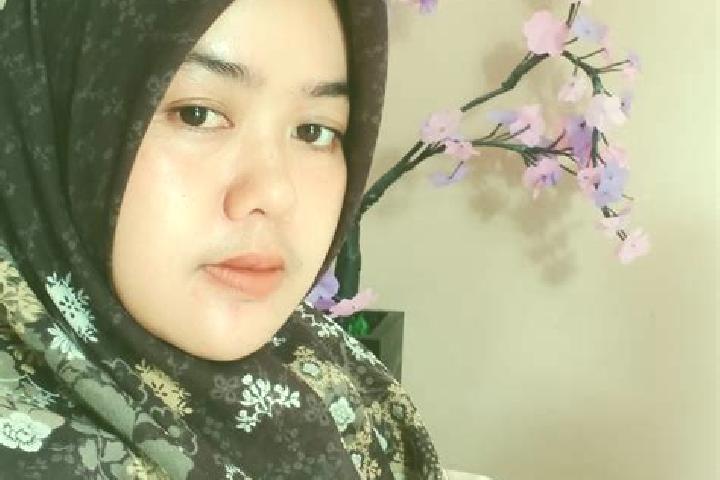 Eleanor, 37 — Escort in Ujungbatu, Indonesia