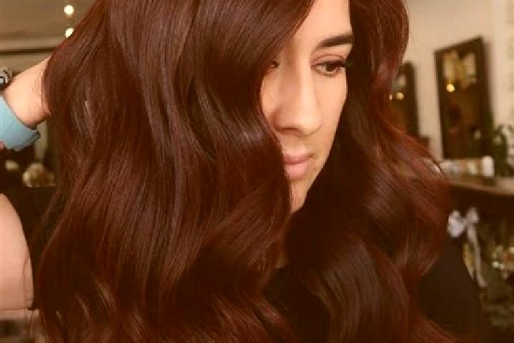 Eleanor, 38, a auburn dark-eyed caucasian companion based in South Williamson. Offering GFE, Roleplay, A-Level, Fetish. Available for incall and outcall, ove...