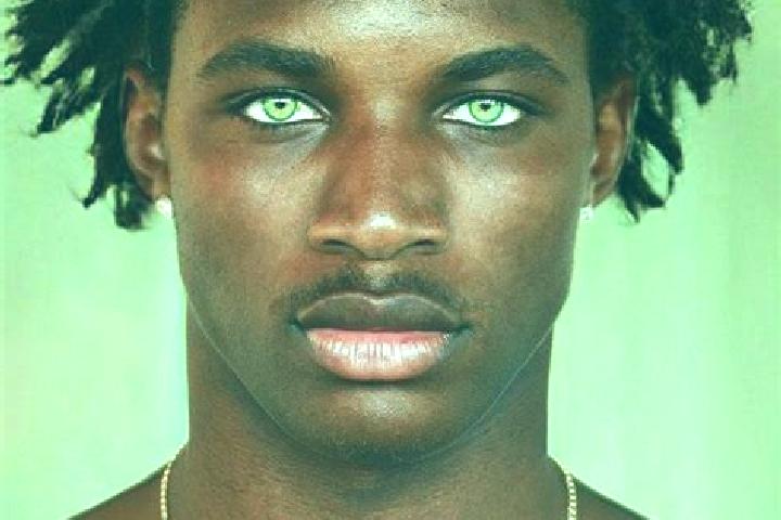 Eleanor, 38, a auburn green-eyed ebony companion based in Negrisia. Offering OWO, Travel Companion, Duos. Available for incall and outcall, day and evening d...
