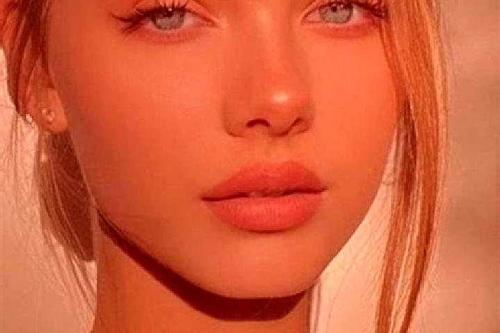 Eleanor, 38, a dark blonde blue-eyed caribbean companion based in Avram Iancu. Offering Prostate Massage, Striptease, Dinner Date. Available for incall and o...