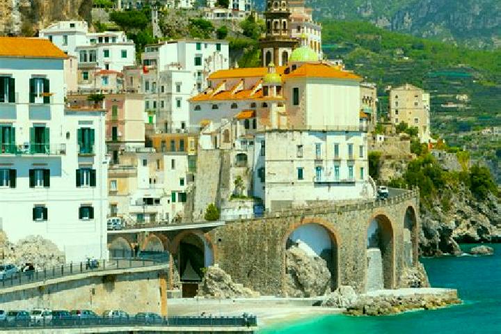 Eleanor, 38 — Escort in Girifalco, Italy