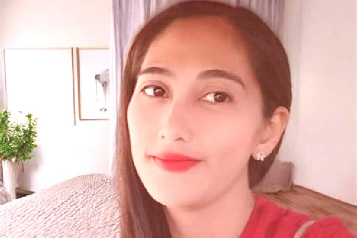 Eleanor, 38 — Escort in Mahina, Mali