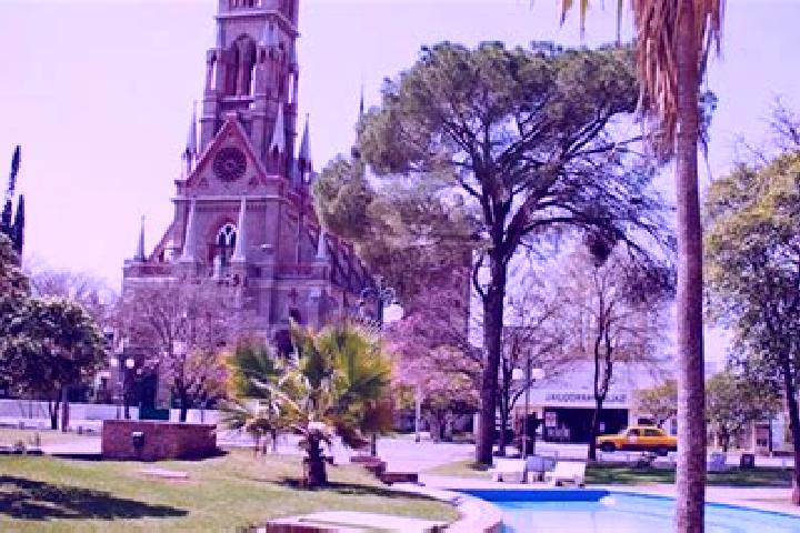 Eleanor, 38 — Escort in Villa Allende, Argentina