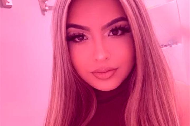 Eleanor, 39, a blonde dark-eyed latina companion based in Lutzelbach. Offering Roleplay, OWO, Domination. Available for incall and outcall, overnight booking...