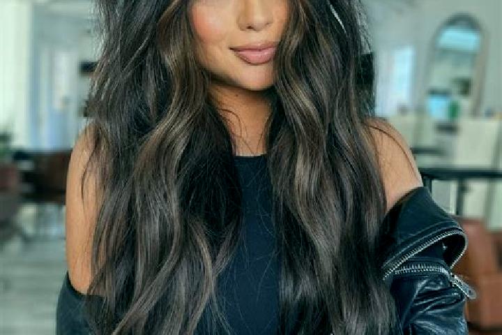 Eleanor, 39, a brunette dark-eyed mixed companion based in Sanchuan. Offering Girlfriend Experience, Tantra, Deep French Kissing, Dinner Date, Duos. Availabl...
