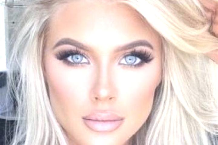 Eleanor, 39, a platinum blonde amber-eyed ebony companion based in Caours. Offering Prostate Massage, Roleplay, Striptease, Tantra. Available for incall and ...