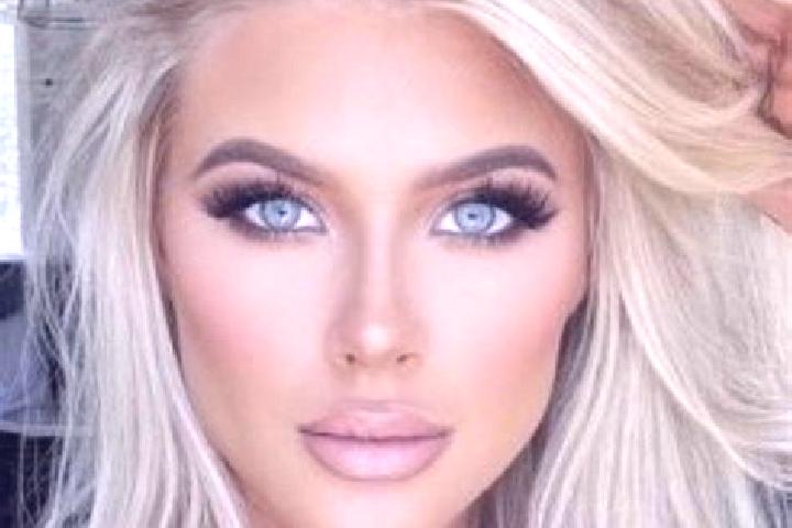 Eleanor, 39, a platinum blonde grey-eyed european companion based in Valle de La Pascua. Offering BDSM, OWO, 69, Tantra, Domination. Available for incall and...