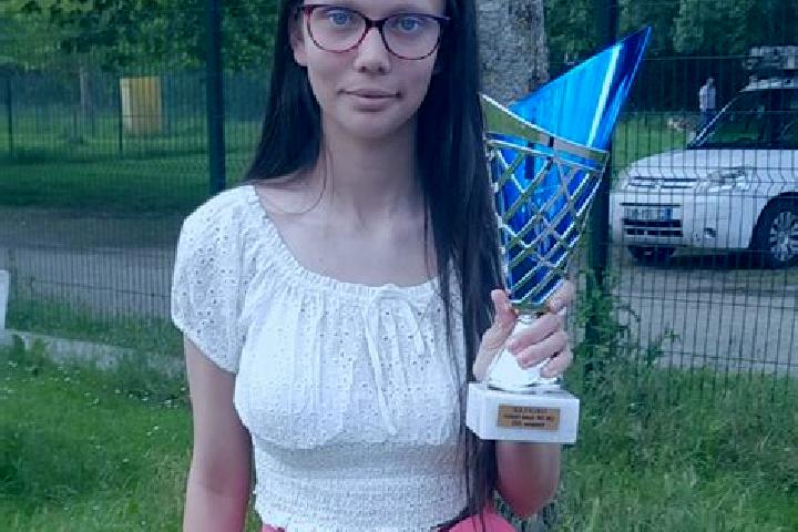 Eleanor, 39, a red amber-eyed indian companion based in Montestruc-sur-Gers. Offering 69, BDSM, Dinner Date. Available for incall and outcall, day and evenin...