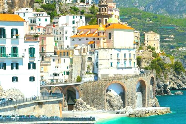 Eleanor, 39 — Escort in Borzano, Italy