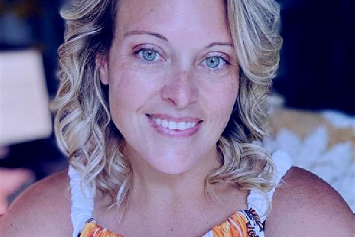 Eleanor, 39 — Escort in Fort Lawn, United States