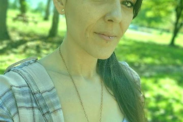 Eleanor, 39 — Escort in Funkstown, United States