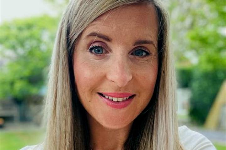 Eleanor, 39 — Escort in Grimsby, United Kingdom