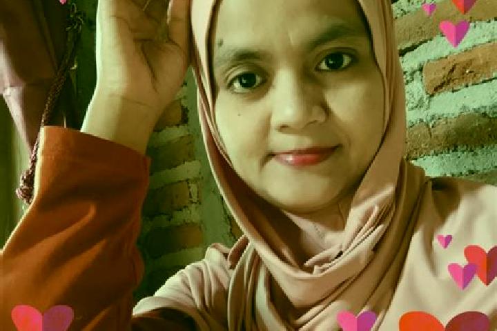 Eleanor, 39 — Escort in Jemblem, Indonesia