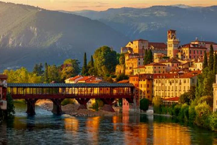 Eleanor, 39 — Escort in San Patrizio, Italy