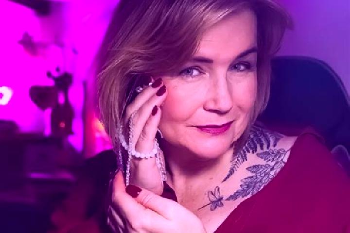 Eleanor, 39 — Escort in Swiercze, Poland