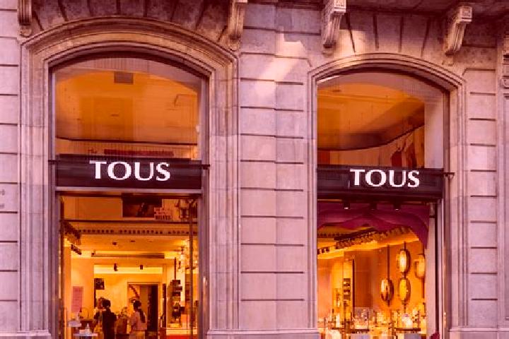 Eleanor, 39 — Escort in Tous, Spain