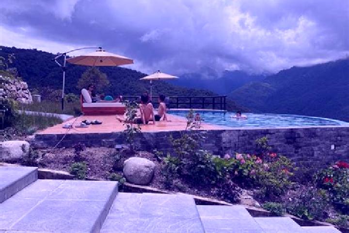 Eleanor, 39 — Escort in Tsirang, Bhutan