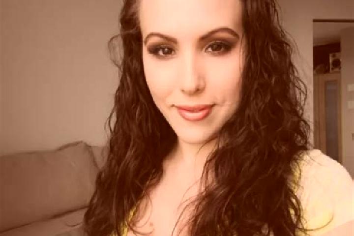 Elizabeth, 20, a black grey-eyed caucasian companion based in Elst. Offering A-Level, Deep French Kissing, Roleplay. Available for incall and outcall, overni...