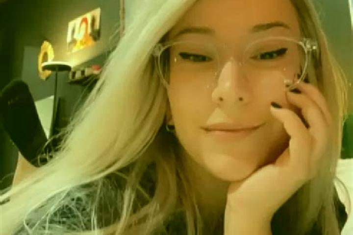 Elizabeth, 20, a blonde grey-eyed latina companion based in Tiradentes. Offering Overnight, Roleplay, Massage. Available for incall and outcall, overnight bo...