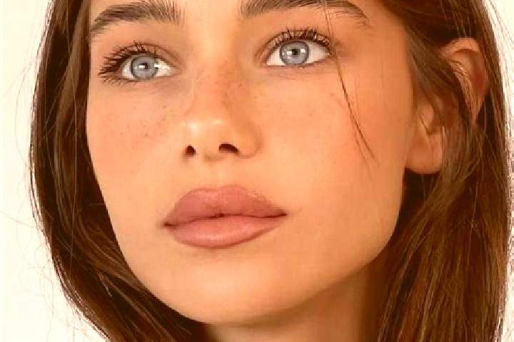 Elizabeth, 20, a brunette blue-eyed mediterranean companion based in Velyki Hai. Offering Prostate Massage, Travel Companion, Massage, CIM, Erotic Massage. A...