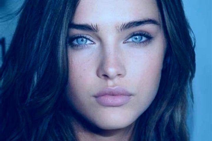 Elizabeth, 20, a brunette grey-eyed latina companion based in Falchera. Offering Duos, Party Girl, Deep French Kissing, CIM, Couples. Available for incall an...