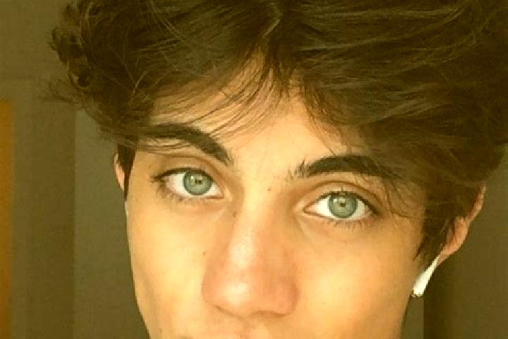 Elizabeth, 20, a chestnut dark-eyed caucasian companion based in Viroaga. Offering Erotic Massage, OWO, Domination, GFE. Available for incall and outcall, da...