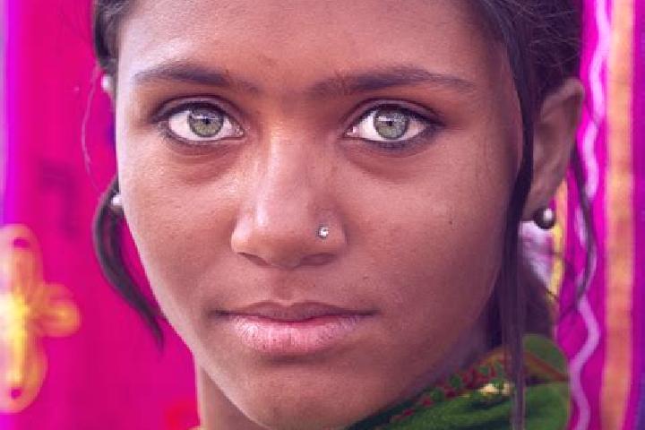 Elizabeth, 20, a chestnut green-eyed indian companion based in Pepayan. Offering Travel Companion, A-Level, BDSM. Available for incall and outcall, overnight...