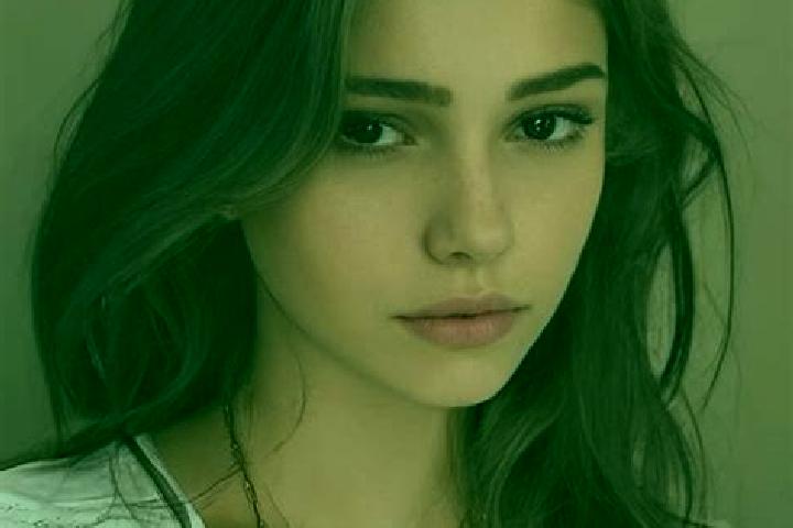 Elizabeth, 20, a chestnut grey-eyed slavic companion based in Phanom Thuan. Offering BDSM, 69, Couples, Massage, Domination. Available for incall and outcall...