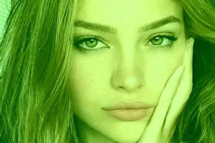 Elizabeth, 20, a dark blonde hazel-eyed mixed companion based in Khulimsunt. Offering OWO, GFE, Tantra, CIM. Available for incall and outcall, overnight book...