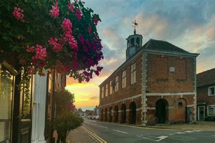 Elizabeth, 20 — Escort in Amersham, United Kingdom