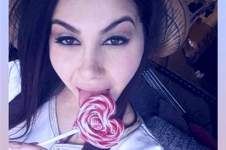 Elizabeth, 20 — Escort in Basaksehir, Turkey