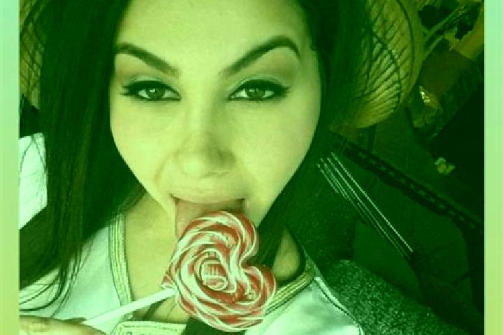 Elizabeth, 20 — Escort in Beduer, France