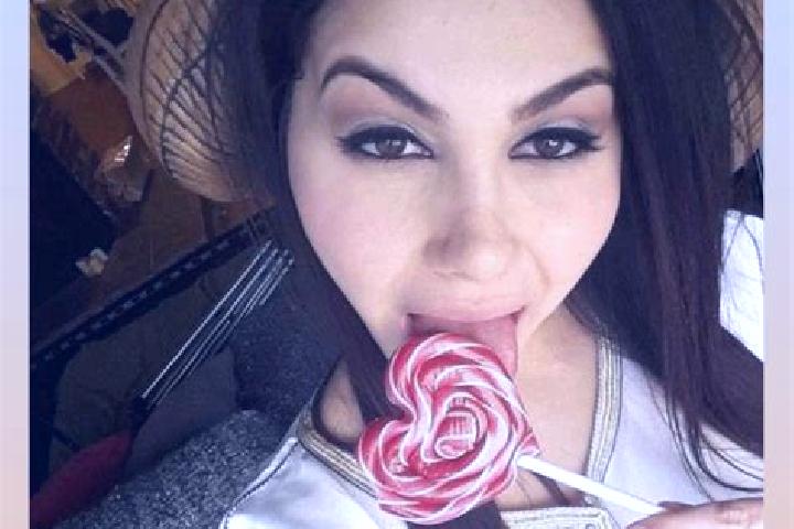 Elizabeth, 20 — Escort in Curua, Brazil