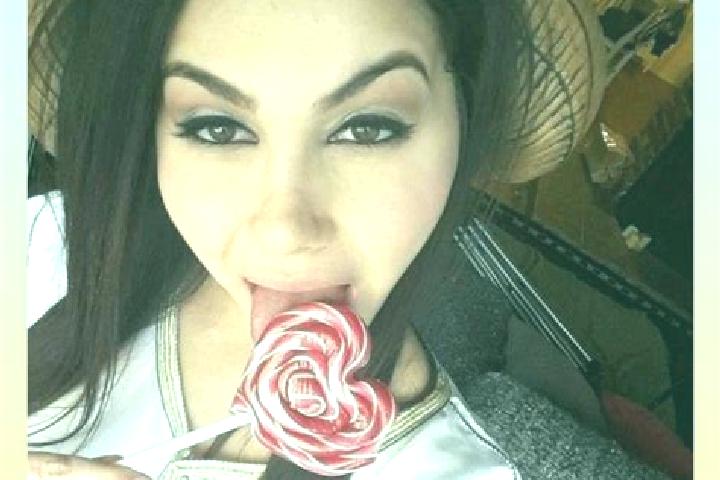 Elizabeth, 20 — Escort in Dormelles, France