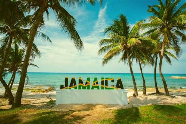 Elizabeth, 20 — Escort in Jamaica, Cuba